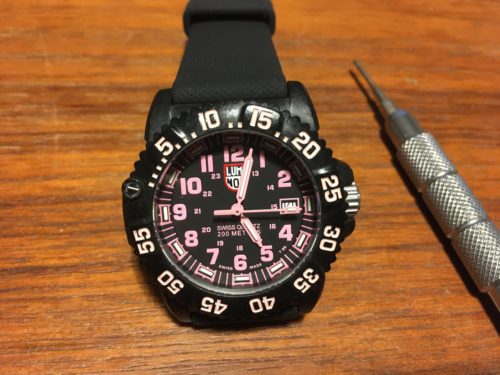 LUMINOX 7065 (3050シリーズ) 腕時計の電池交換と切れてボロボロの 